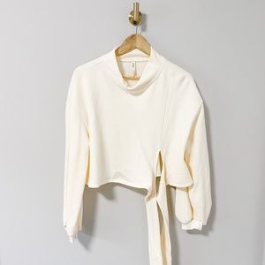 Tie front sweater - Size S